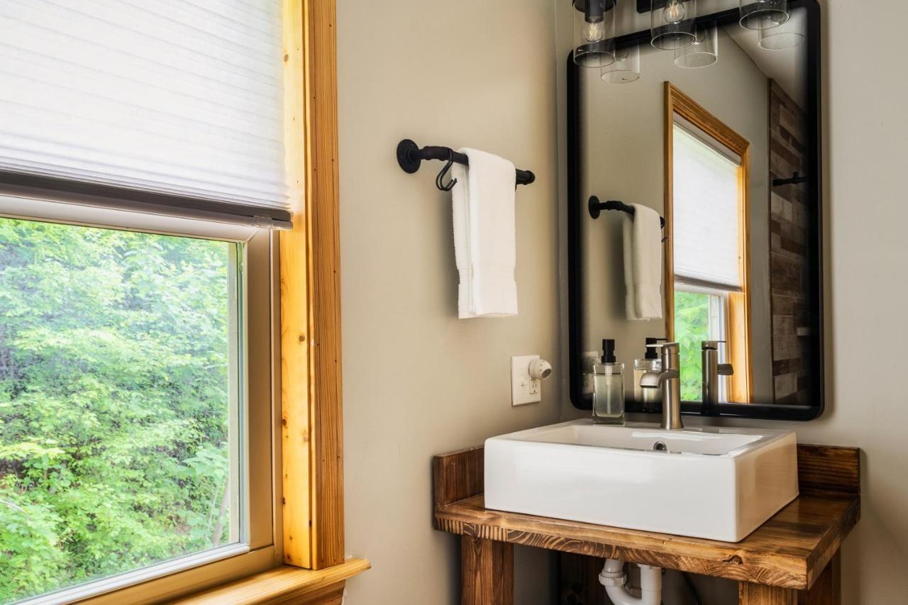 Mountainside - New Luxury Cabin-Fire Table-Hot Tub-3 Pools-Ps5-Bears Gatlinburg Exteriér fotografie
