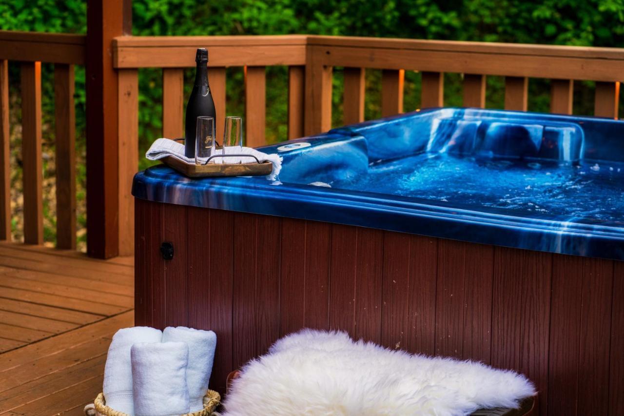 Mountainside - New Luxury Cabin-Fire Table-Hot Tub-3 Pools-Ps5-Bears Gatlinburg Exteriér fotografie